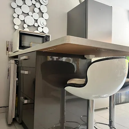 Apartment Le Nid D'amour Cyr