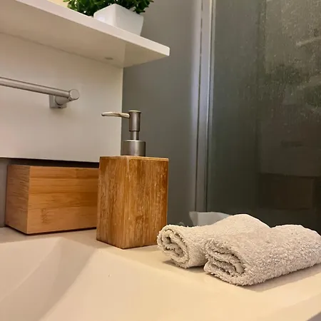 Apartment Le Nid D'amour Cyr *