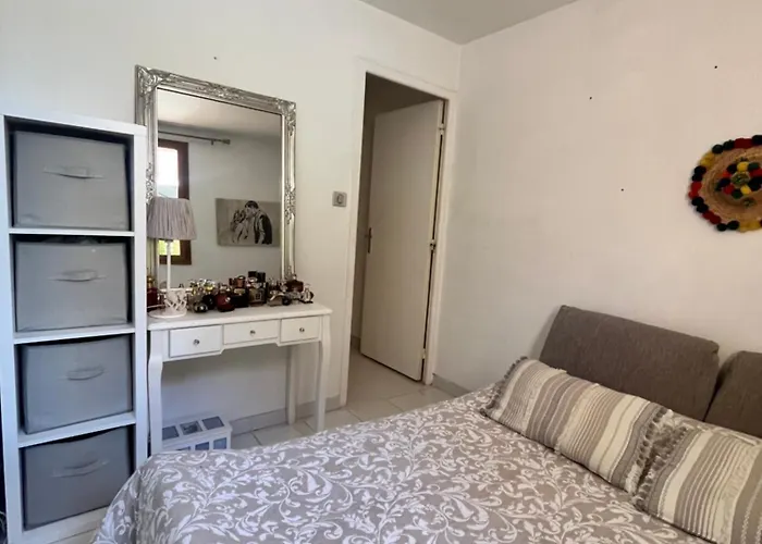 Le Nid D'amour Cyr * ليه ليكيه